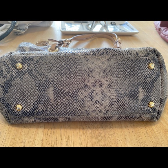 Michael Kors snakeskin tote! - Picture 7 of 11